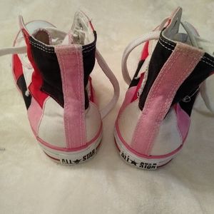 Converse Hi Top Women's size 8